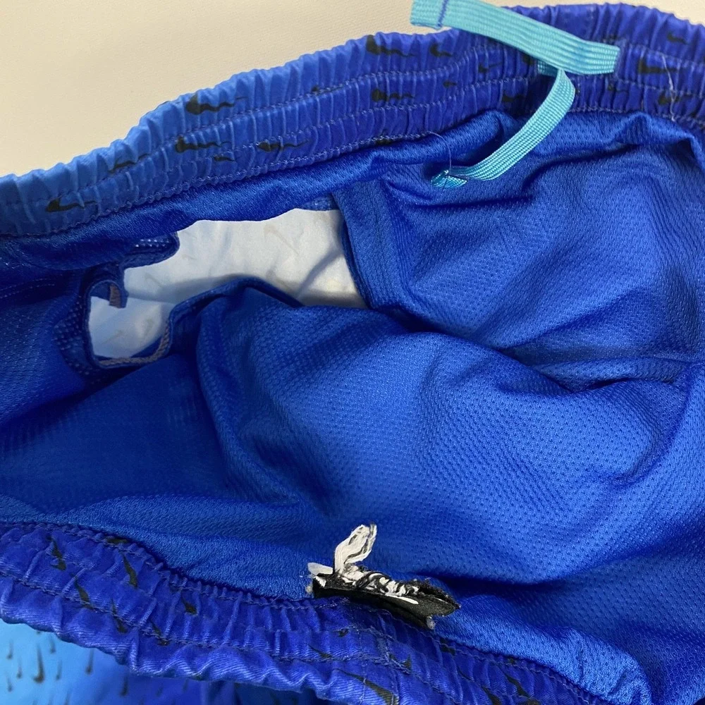Nike Shorts Mens Medium Blue Gradient Shark Print Swim Trunks Elastic Waist